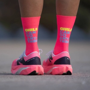 sporcks_running_socks_girls_can_do_diva_pink_2
